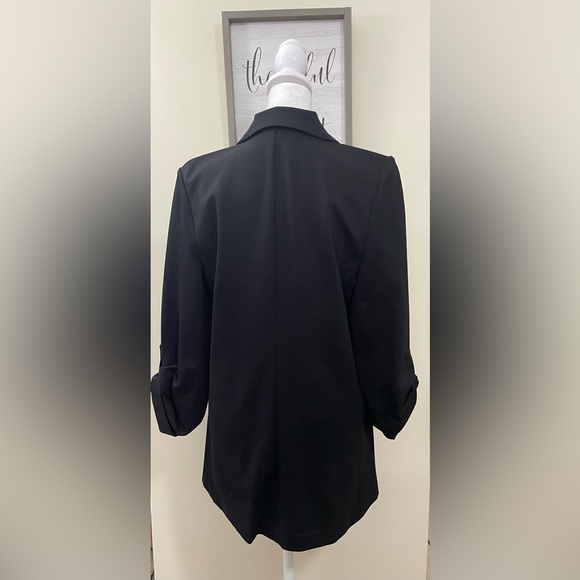 Women's Relaxed Fit Button Front Ponte Blazer with Adjustable Sleeves Black. NWT - Picture 12 of 17